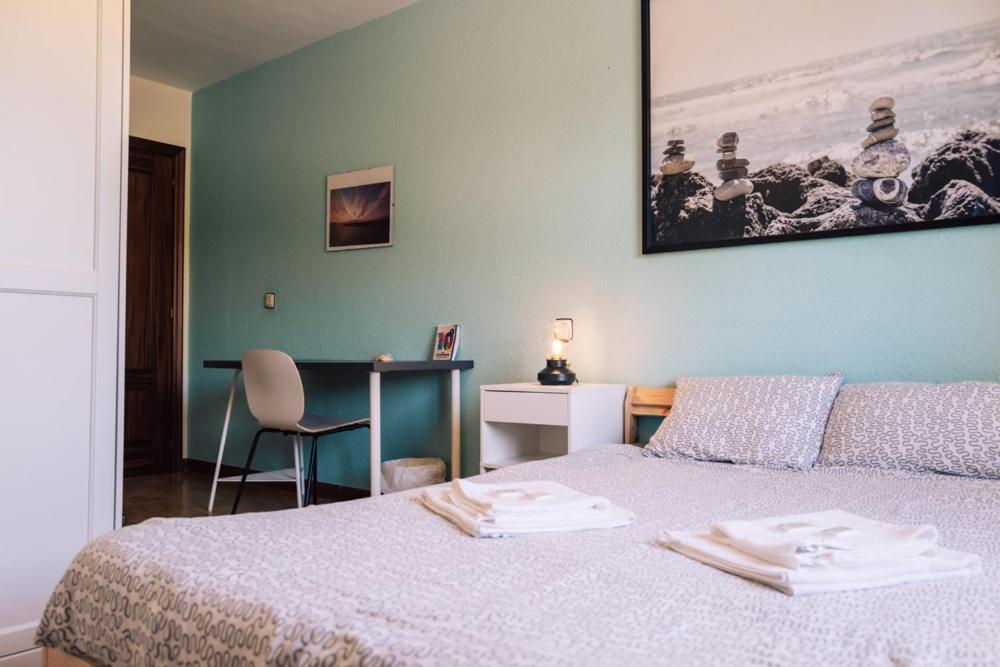 Liquid Surfhouse Hostel Langre  Luaran gambar