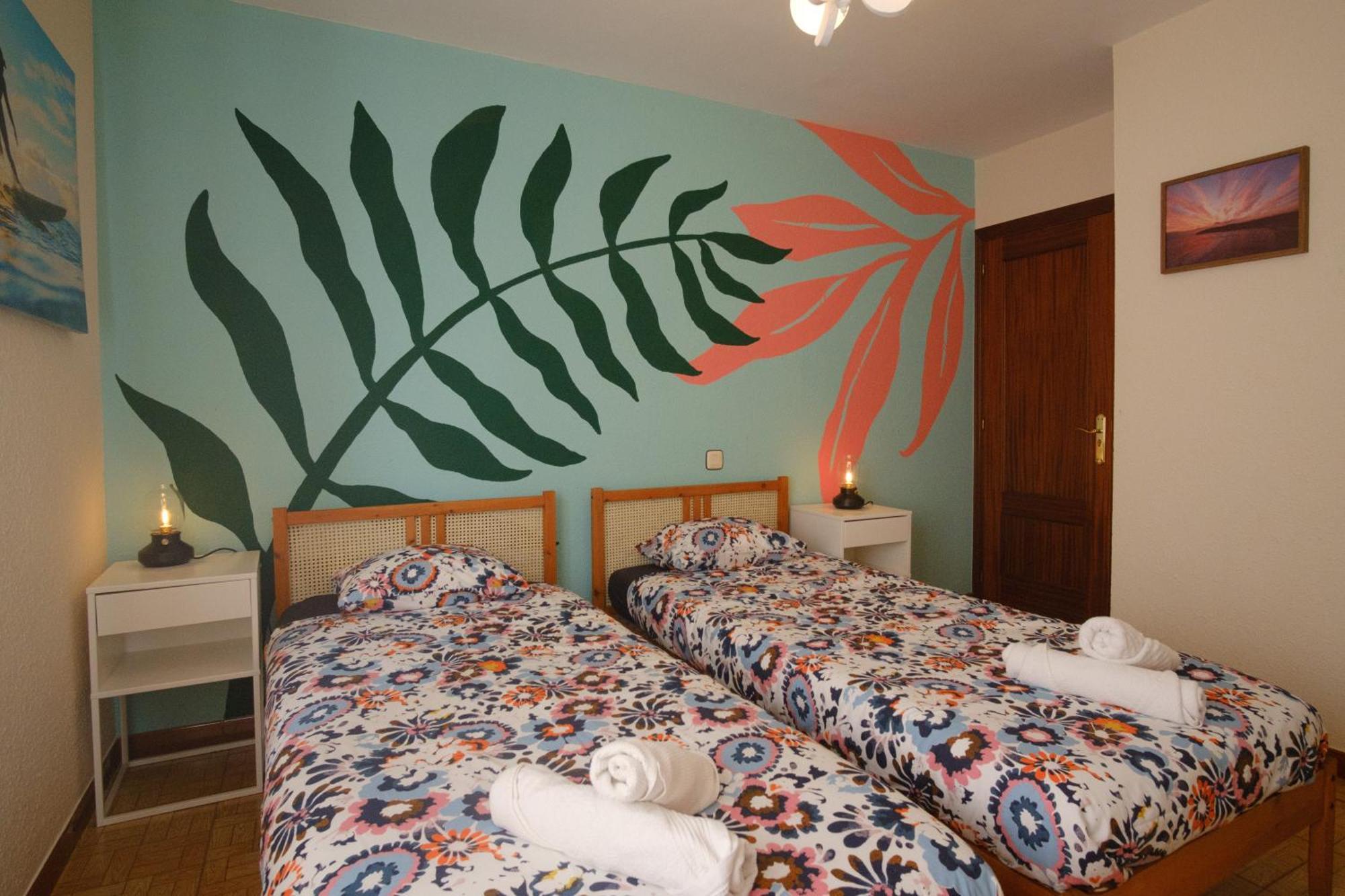 Liquid Surfhouse Hostel Langre  Luaran gambar