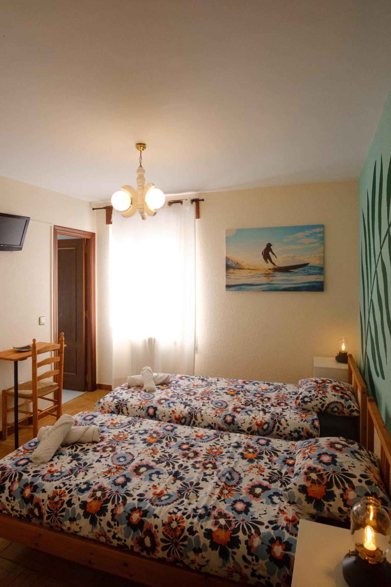 Liquid Surfhouse Hostel Langre  Luaran gambar